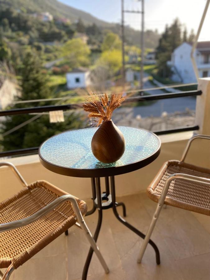 Navy Apartment With Mountain View &Private Parking Vátos Exterior foto